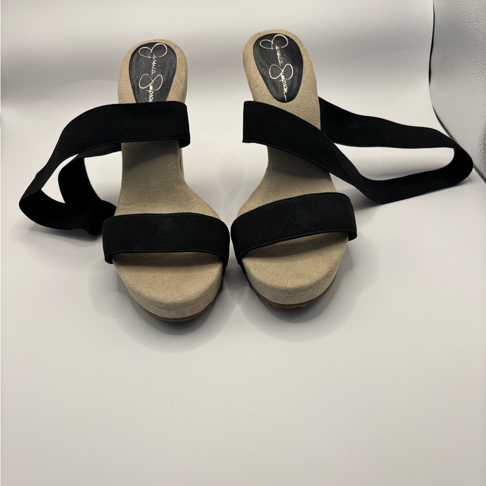 Jessica Simpson Cream and Black Open-Toe Sandals with Ankle Strap